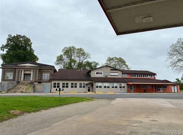 710 Main Street, Keyesport, IL 62253