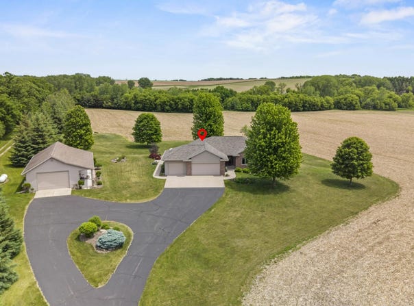 N7166 Forest Ridge Road, Ripon, WI 54971