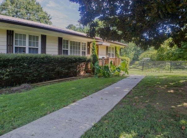 2555 Shady Grove Rd, Adamsville, AL 35005