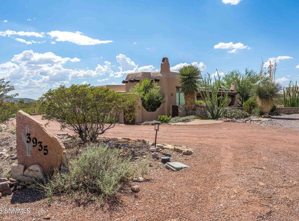 3935 Saguaro Court, Las Cruces, NM 88011