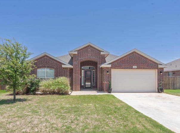 4906 Meadowside St, Midland, TX 79705