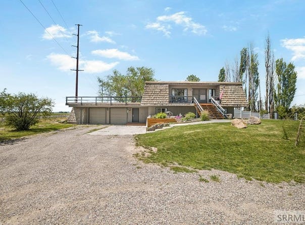 8955 N 15th E, Idaho Falls, ID 83401