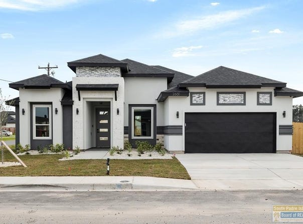2601 Julian St., Harlingen, TX 78552