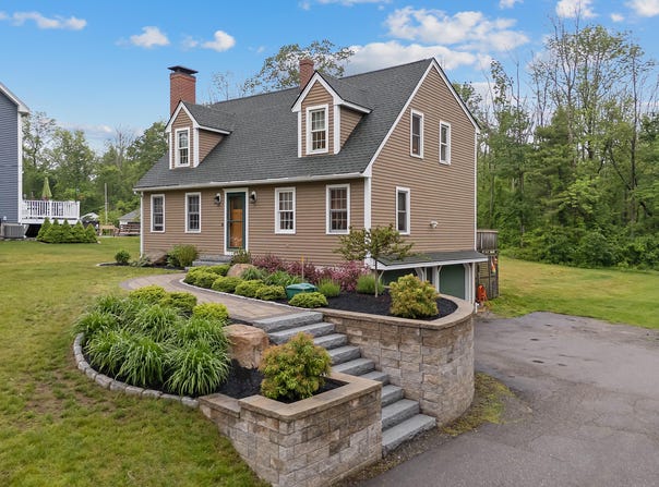 26 Ferncroft Road, York, ME 03909
