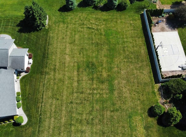 1199 Scott Ridge Drive, Adrian, MI 49221