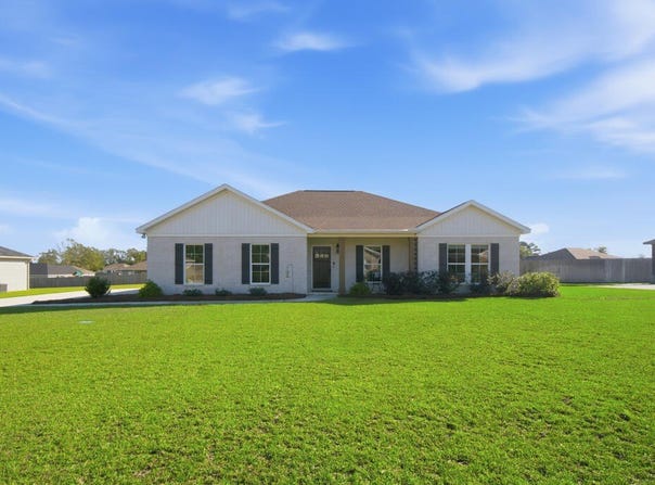 128 Mockingbird Trail, Newton, AL 36352