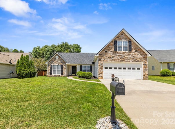 30 Morning Mist Road, Fletcher, NC 28732