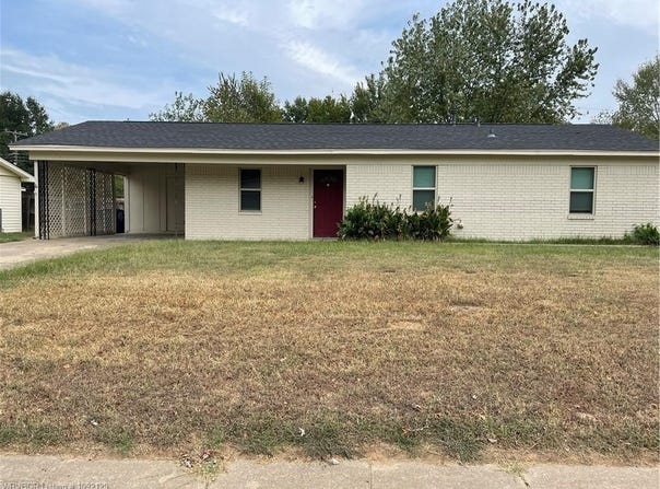 8001 Colony LN, Fort Smith, AR 72908