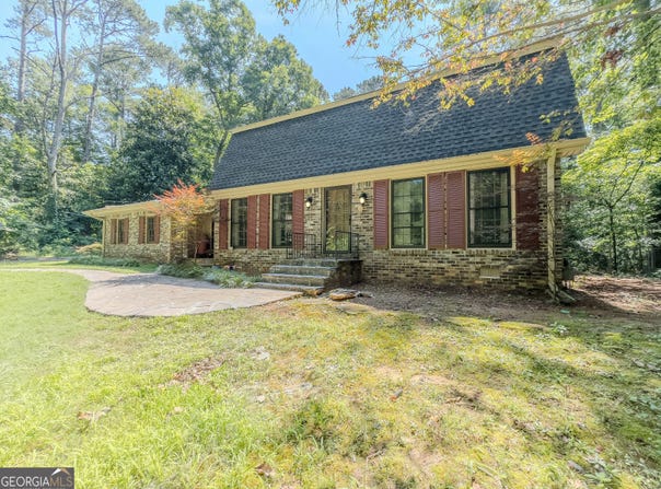 2037 Stoneleigh, Stone Mountain, GA 30087