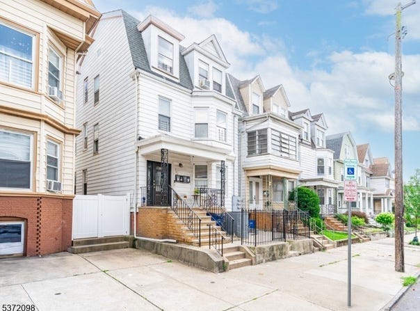 261 Ridge St, Newark City, NJ 07104-1285