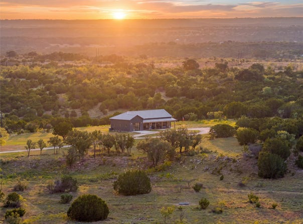 473 County Road 210, Hamilton, TX 76531