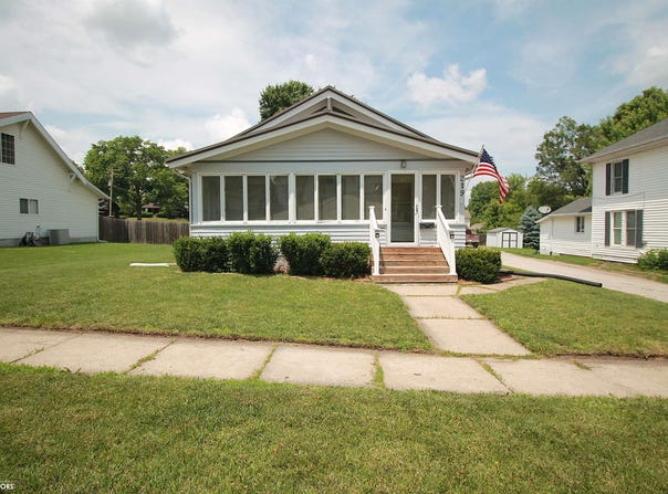 219 W Clark Street, Clarinda, IA 51632