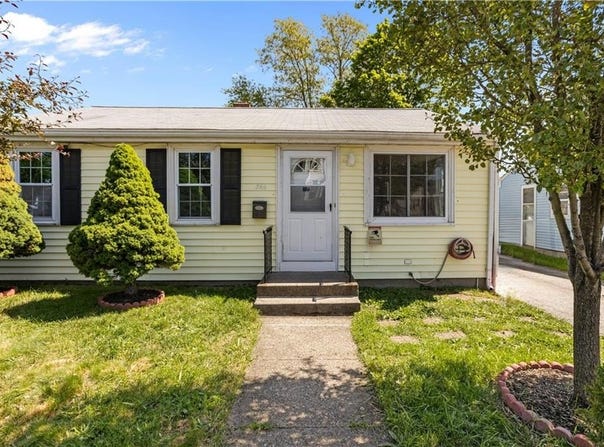366 Prospect Street, Pawtucket, RI 02860