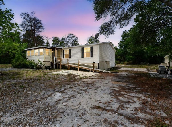 7083 PISTACHIO STREET, WEEKI WACHEE, FL 34607