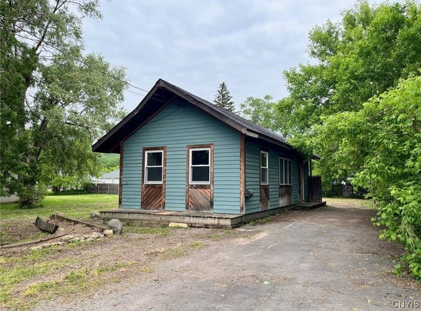 196 Elton Avenue, Onondaga, NY 13205