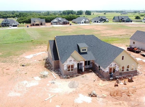 664 Paris Avenue, Piedmont, OK 73078
