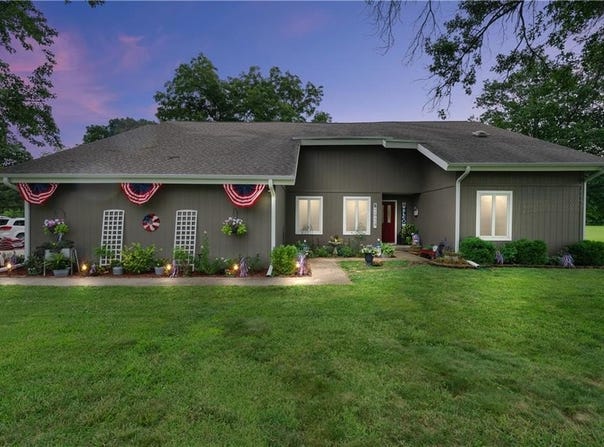 2924 Crown Drive, Independence, KS 67301