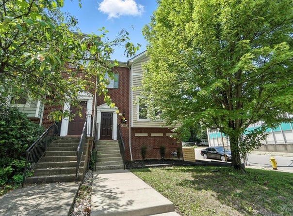 813 Wm H Taft Road, Cincinnati, OH 45206