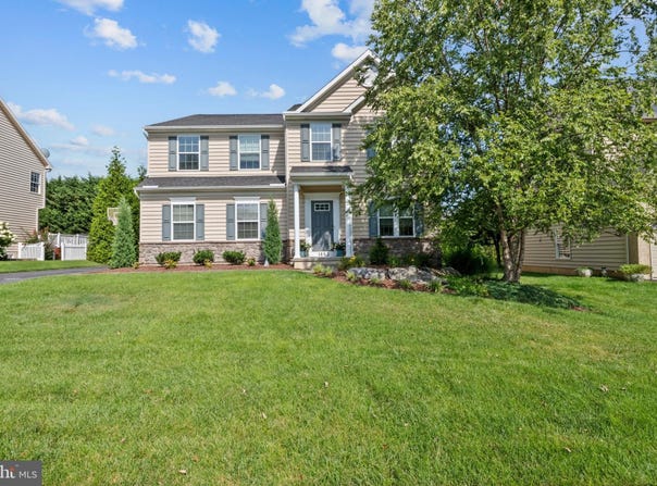 1653 E THISTLE DRIVE, WYOMISSING, PA 19610