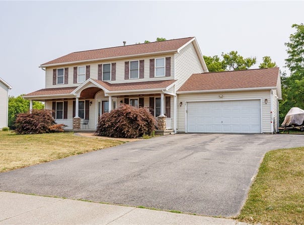 52 Morin Circle, Henrietta, NY 14586