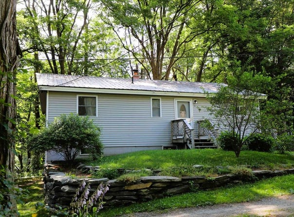 32 Sugar Maple Drive, Dummerston, VT 05346