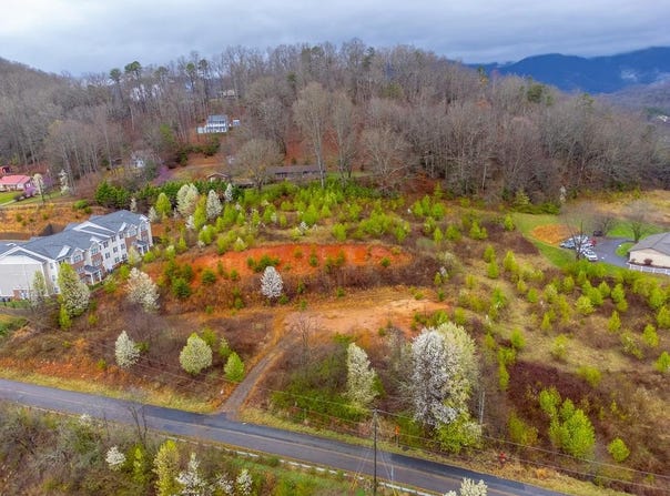 Connor Rd, Sylva, NC 28779