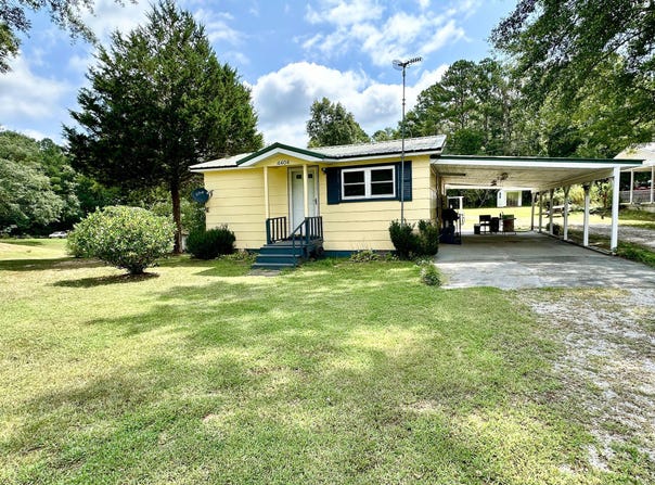 4404 Clay-Tilden Road, Fulton, MS 38843