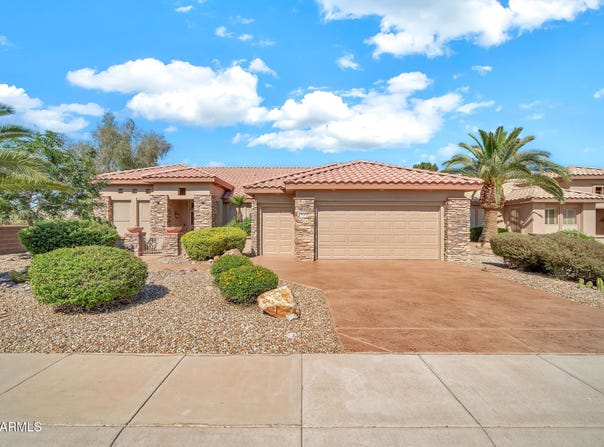 15101 W WATERFORD Drive, Surprise, AZ 85374