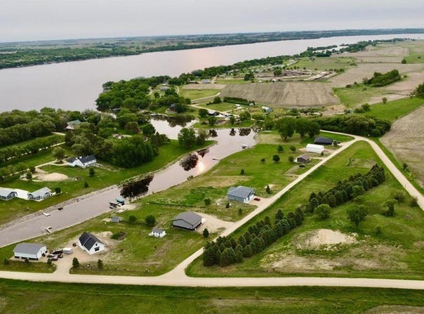 48113 Isaak Lane, Big Stone City, SD 57216