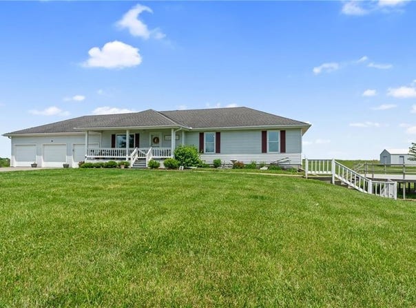 12257 NW Bower Road, Stewartsville, MO 64490