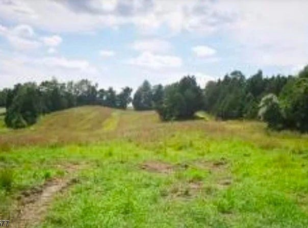 41 River View Dr, Hardwick Twp., NJ 07825-3303