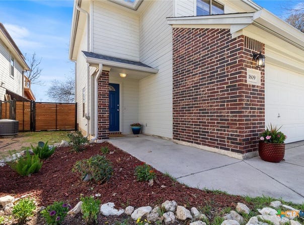 1809 Pearce Court, San Marcos, TX 78666