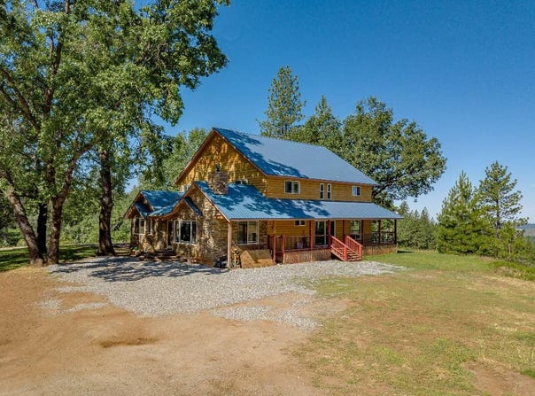 777 Morning Glory Rd, Mountain Ranch, CA 95246