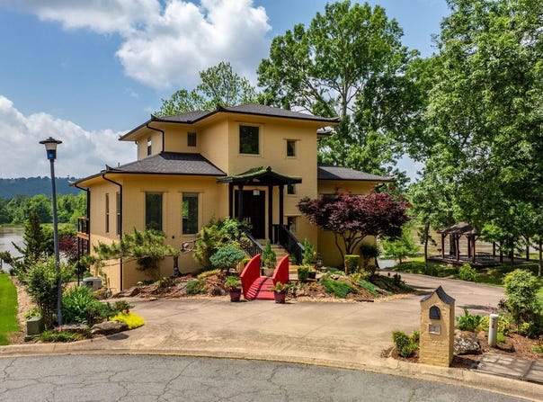 7 Crystal Mountain Cove, Maumelle, AR 72113