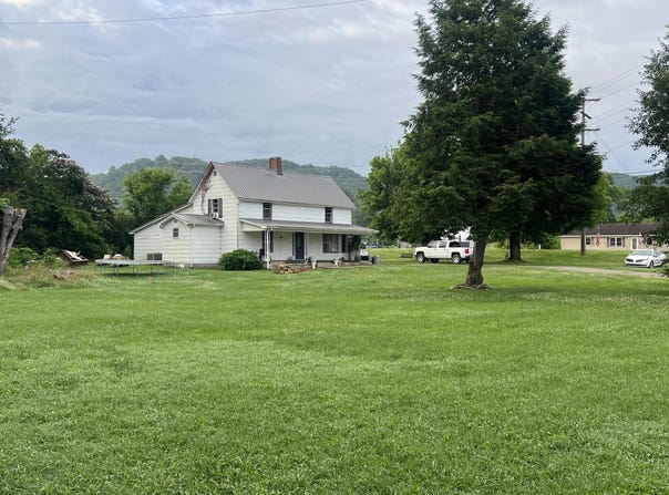 104 Hereford St, Tellico Plains, TN 37385