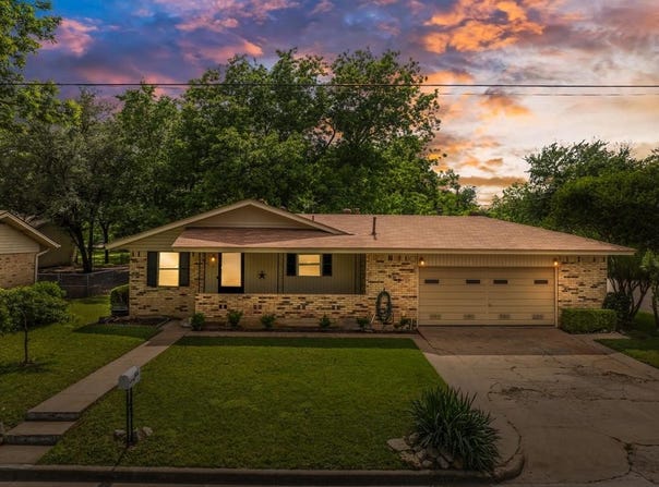 603 S Avenue M, Clifton, TX 76634