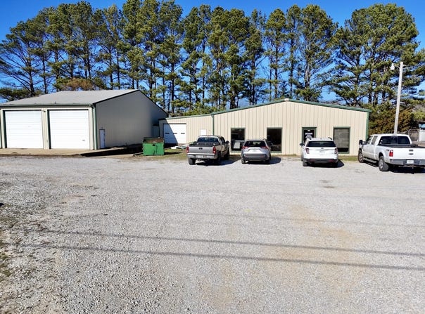 919 Sam T Barkley Dr, New Albany, MS 38652