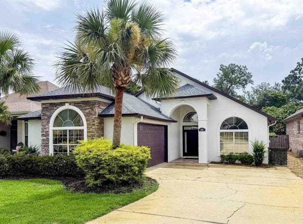 1325 Autumn Breeze Cir, Gulf Breeze, FL 32563