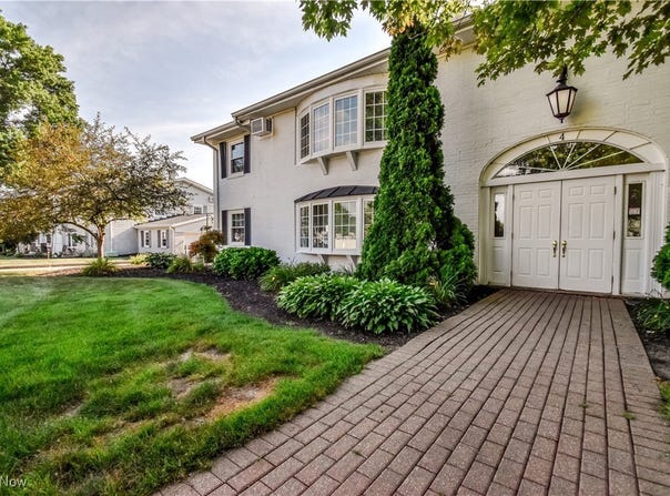 4 Meadowlawn Drive unit: 7, Mentor, OH 44060