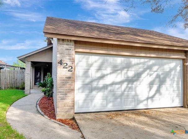 422 Waterford Drive, Victoria, TX 77901