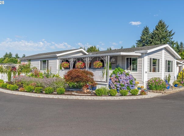 2393 NIGHTINGALE LN, Kelso, WA 98626