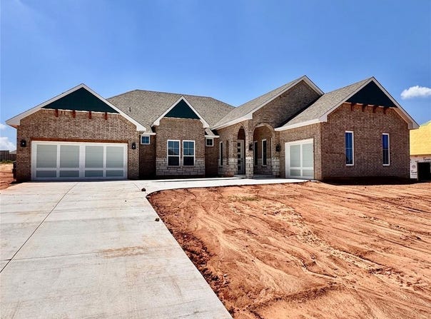 10132 NW 100th Street, Yukon, OK 73099