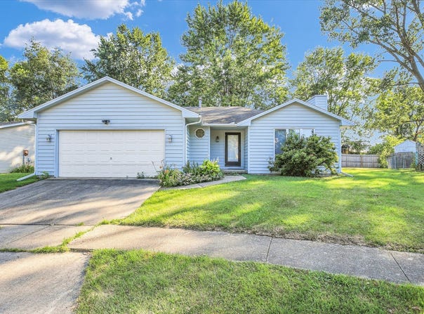 1905 S Plains Court, Urbana, IL 61802