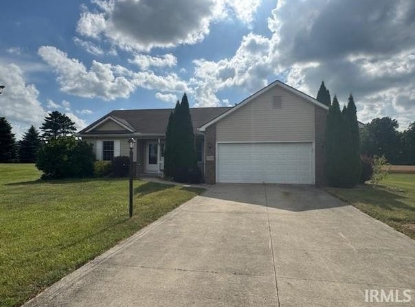 5980 S 265 E, Wolcottville, IN 46795
