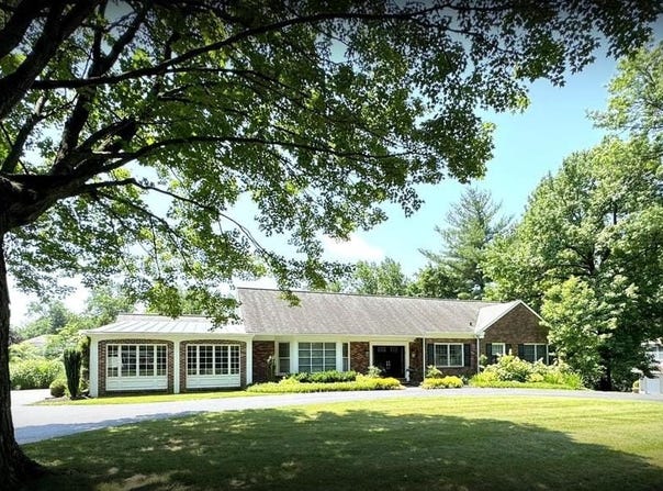 1017 WALSH LANE, PENN VALLEY, PA 19072