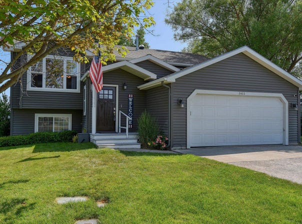 1411 Sinclair St, Davenport, WA 99122