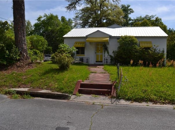 300 Blackwell Street, Waycross, GA 31501