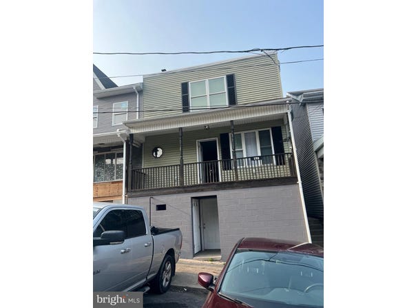 132 W WILLOW STREET, SHAMOKIN, PA 17872