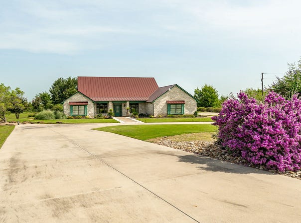 501 County Road 103, Comanche, TX 76442