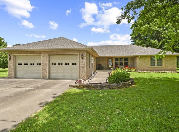 615 W Mchenry Avenue, Billings, MO 65610